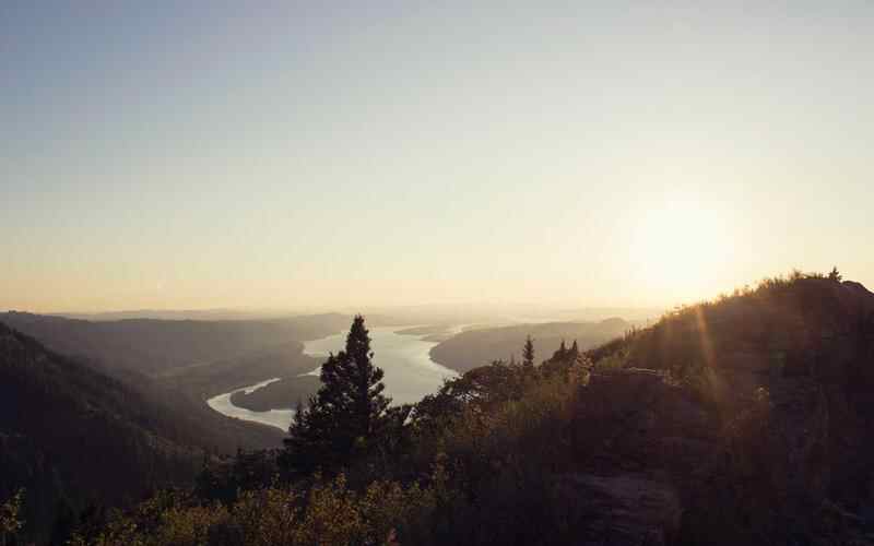 基金公司AI智能投研平台